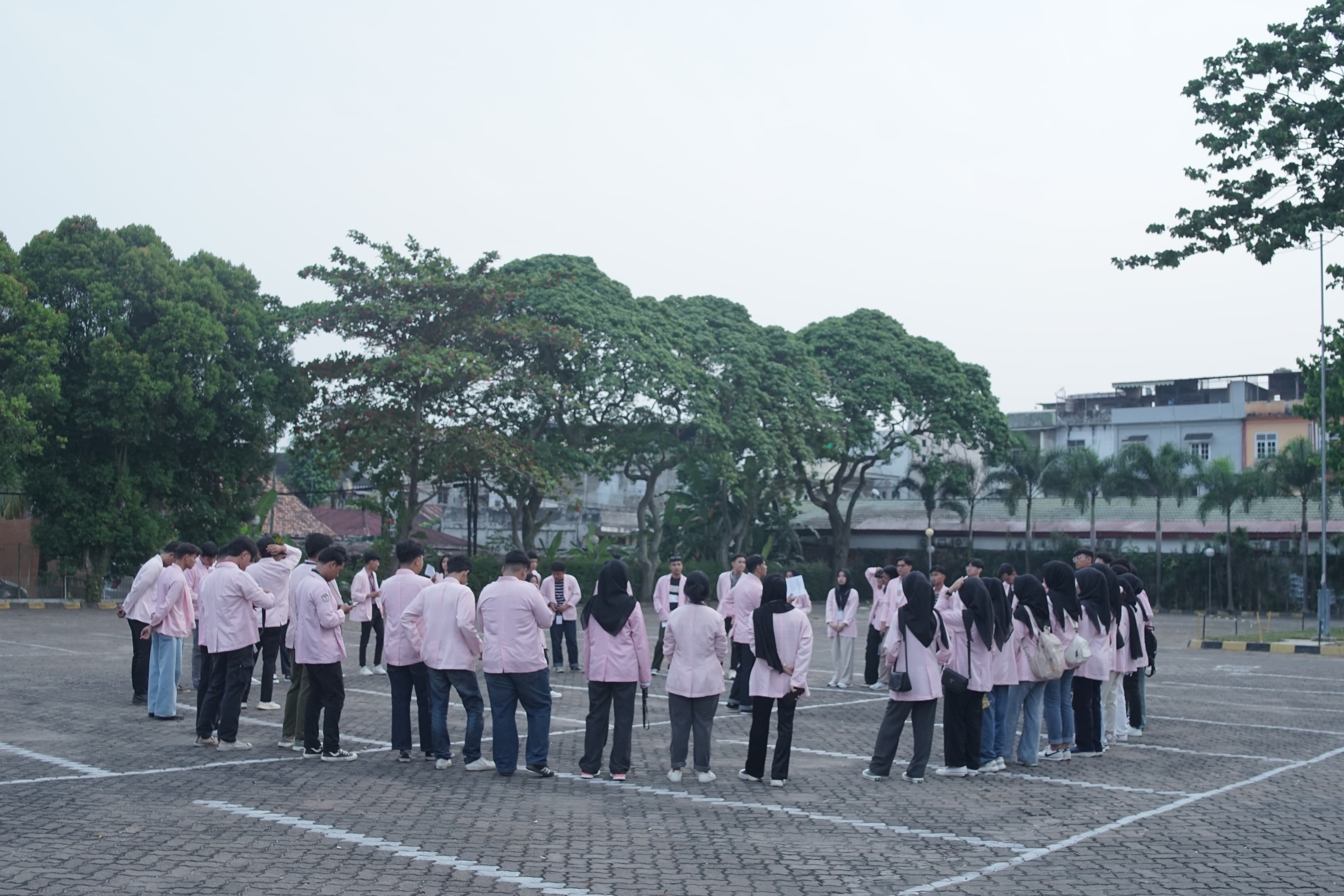 Academic Seminar Operator